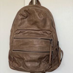 Liebeskind Saku leather backpack